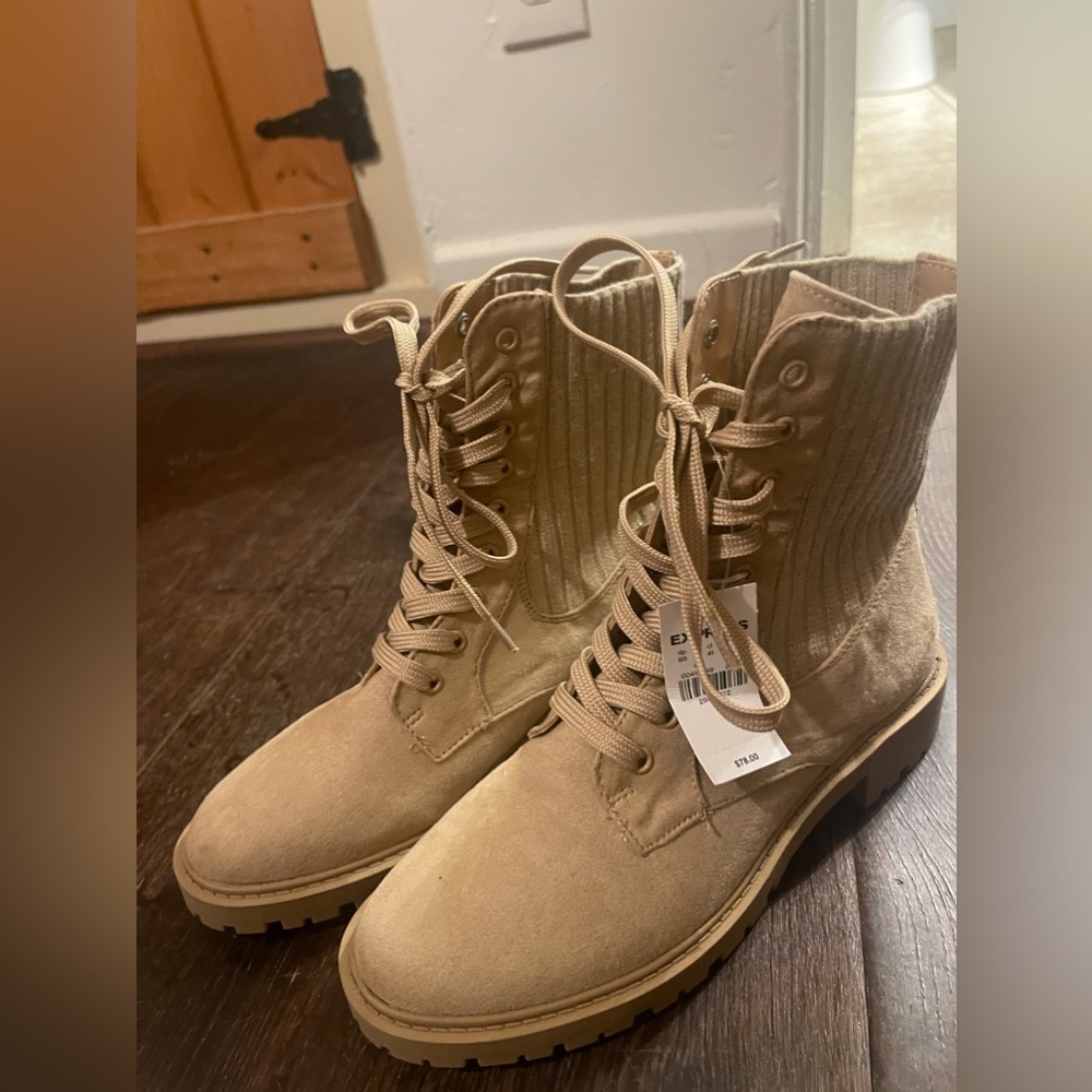 Express ram boots- lace up NWT